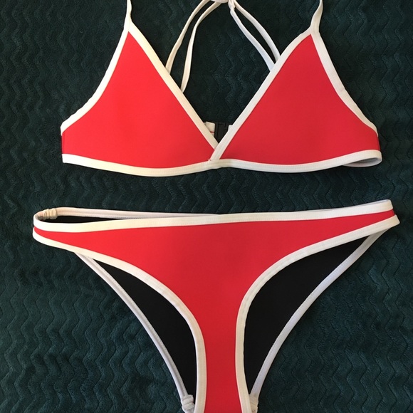 Red Hoaka Swimsuit - Picture 6 of 9